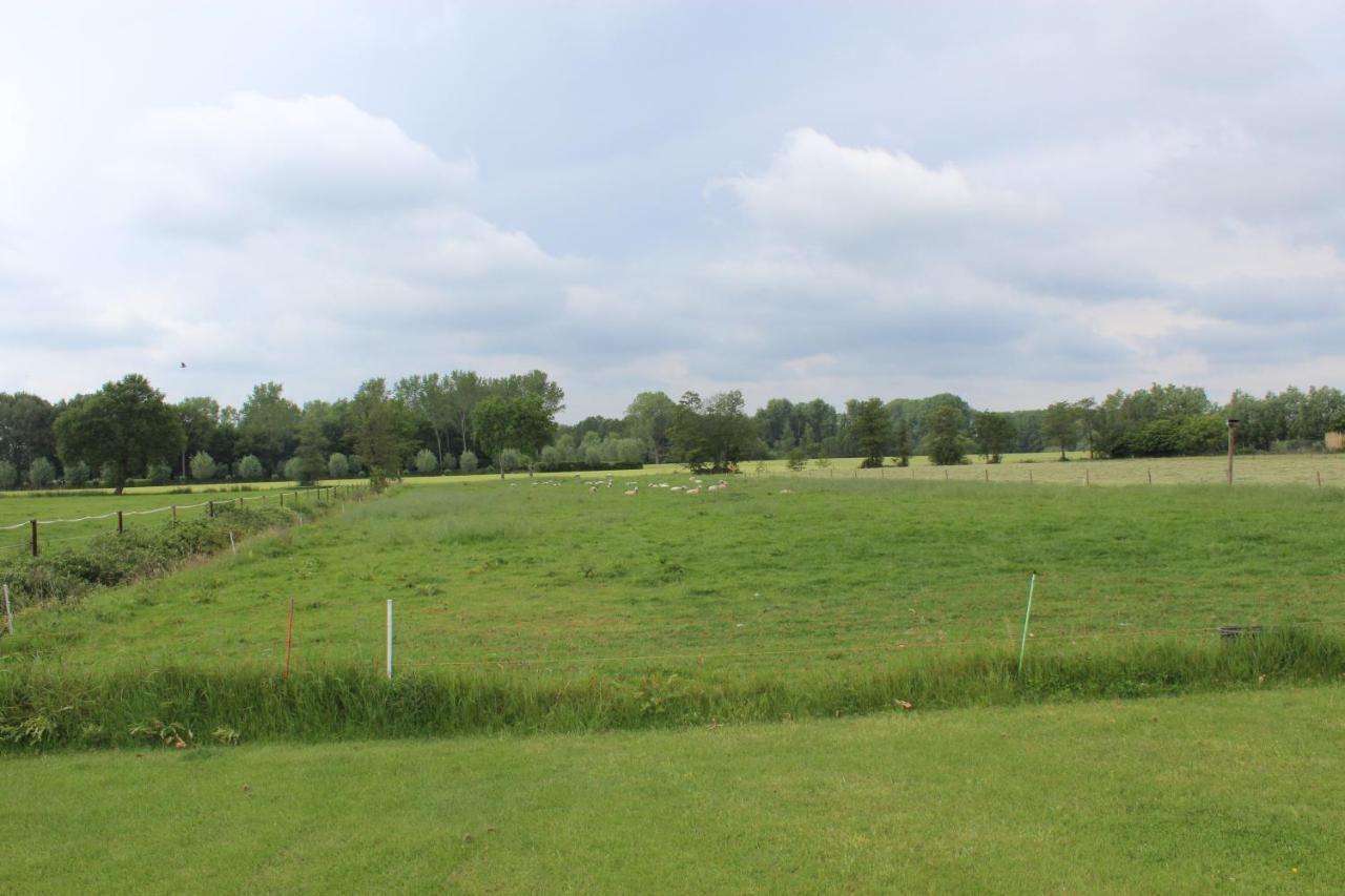 De Weije Wereld Bed & Breakfast Sint-Oedenrode Dış mekan fotoğraf