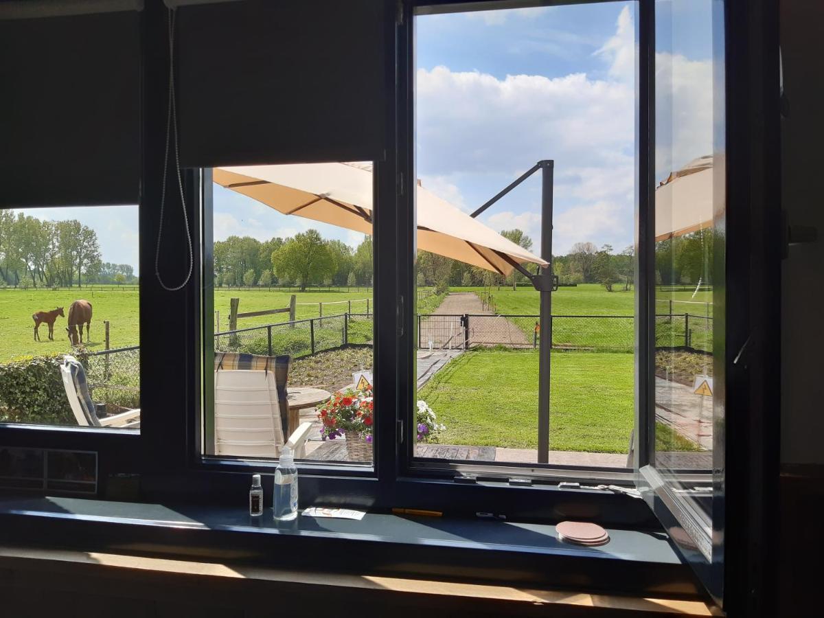 De Weije Wereld Bed & Breakfast Sint-Oedenrode Dış mekan fotoğraf